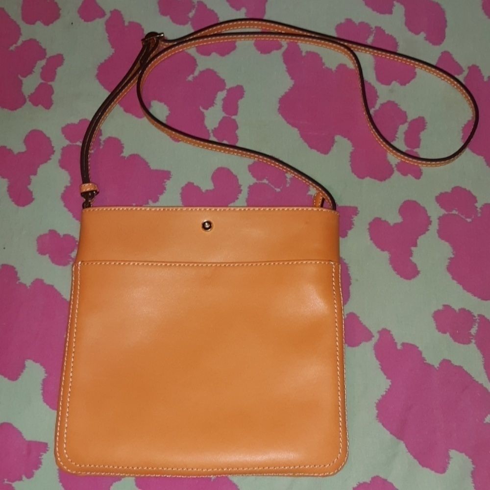 G.I.L.I. Leather Crossbody Messenger Purse Lucca‎